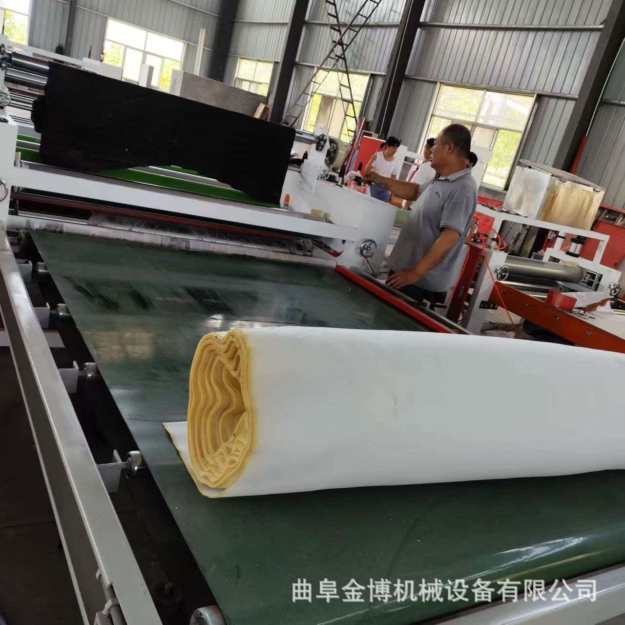 密度板皮革复合机  汽车内饰地板革贴合机 全自动化平贴线设备