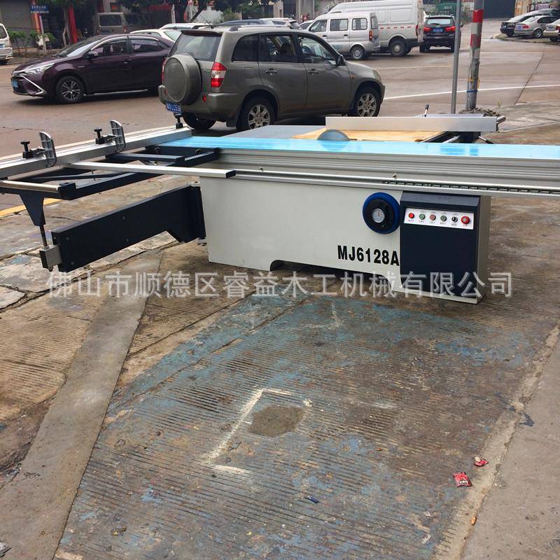 精台密推锯工机械精裁板锯广东推台锯木密MJ90裁板锯木工开料锯