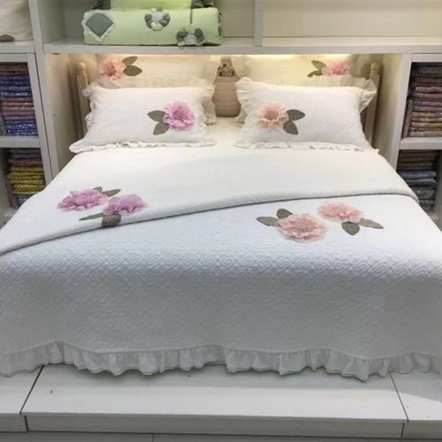 韩国高密色织棉水洗绗缝夹棉盘花床盖三件套大气高端床品