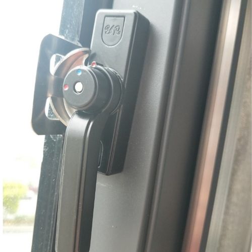 铝合金窗锁保险月牙锁双向可调左右推拉塑钢门窗防盗锁扣