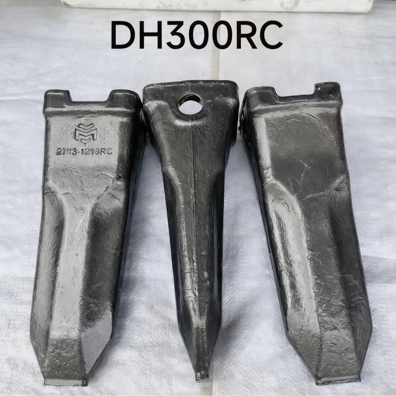 挖机配件DH300RC锻打斗齿齿座