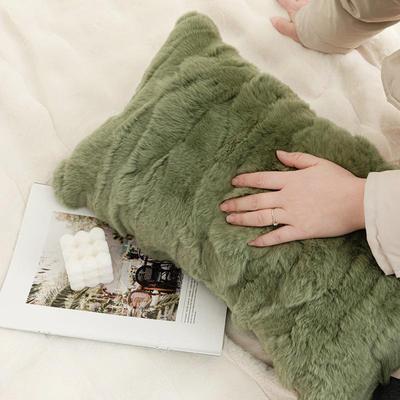 现客代简约厅沙发抱IBU枕米獭兔毛腰枕撸猫感靠垫腰靠包绿色色靠