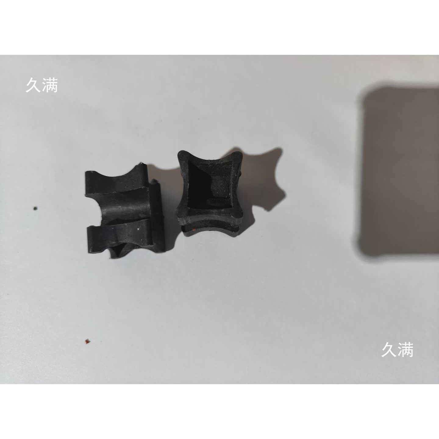 建筑垫块塑料马镫钢筋马凳钢筋保护层工程1.5梁垫块立柱卡扣平垫