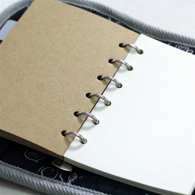 PLUMO皮洛姆绒面便携活页笔记本子萌可爱日记本 7道林牛皮纸多款