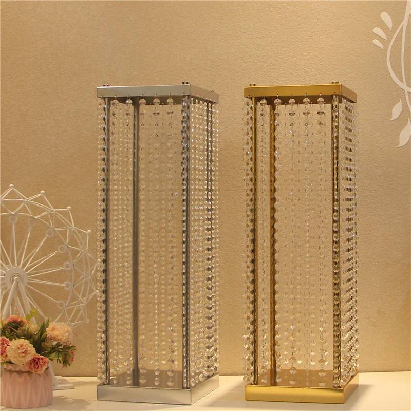 婚庆道具珠帘布景2018新款婚礼铁艺架子电镀款花架引路灯水晶路引