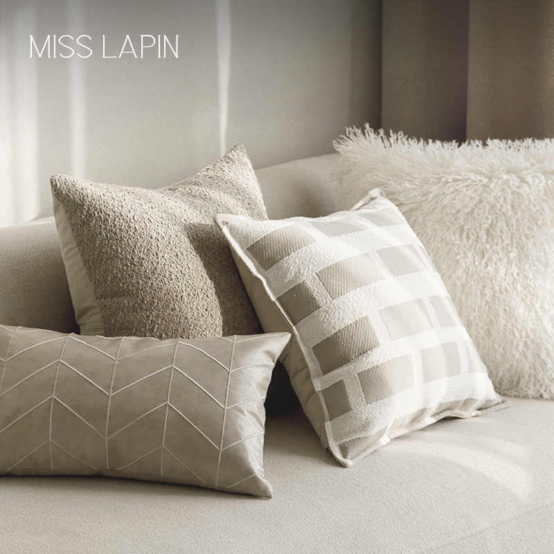MISSLPIN 澜品现代简约皮革几何绣花抱枕装饰靠枕沙发抱枕腰枕
