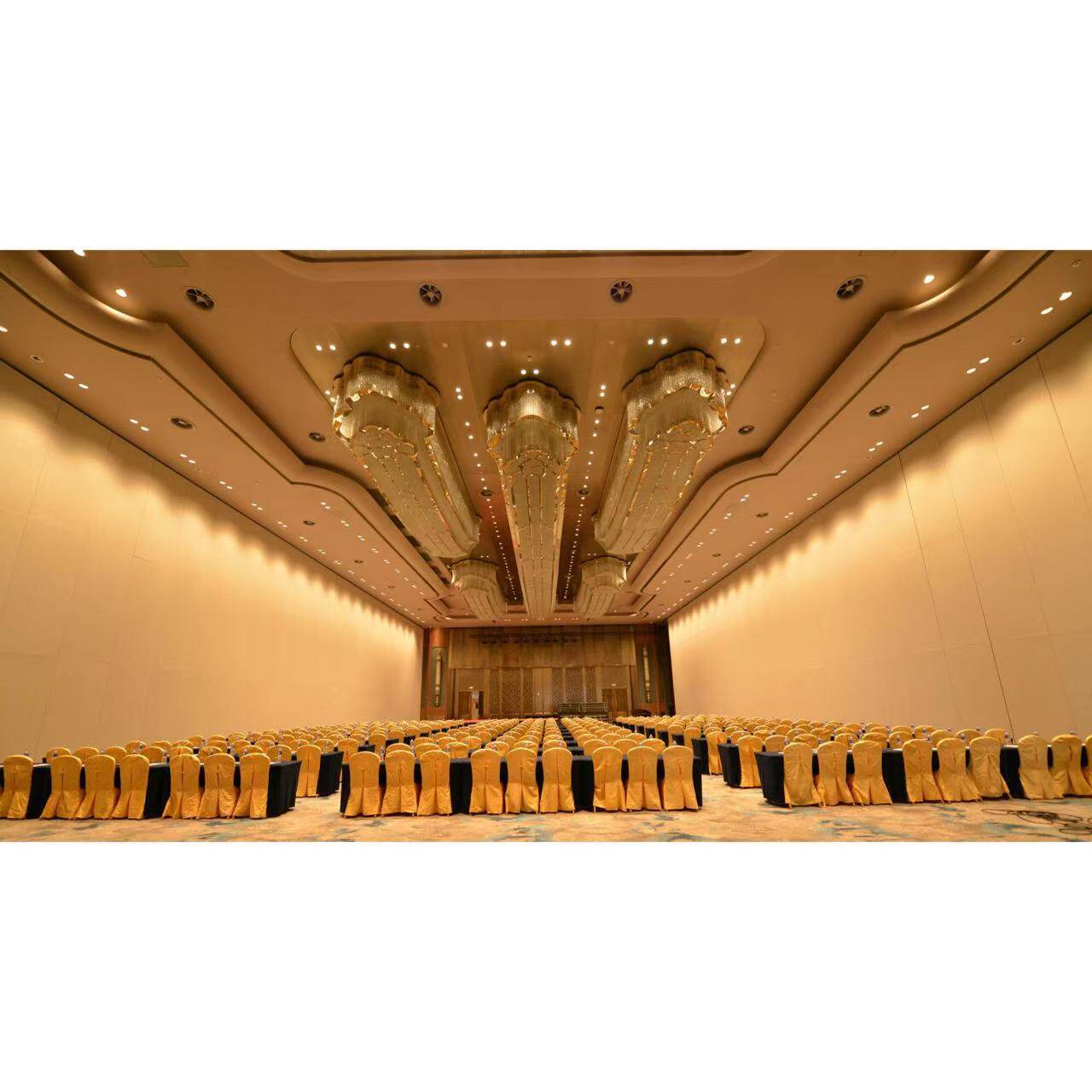 活动隔断厂家实惠的酒店移动隔墙会议室活动隔音墙