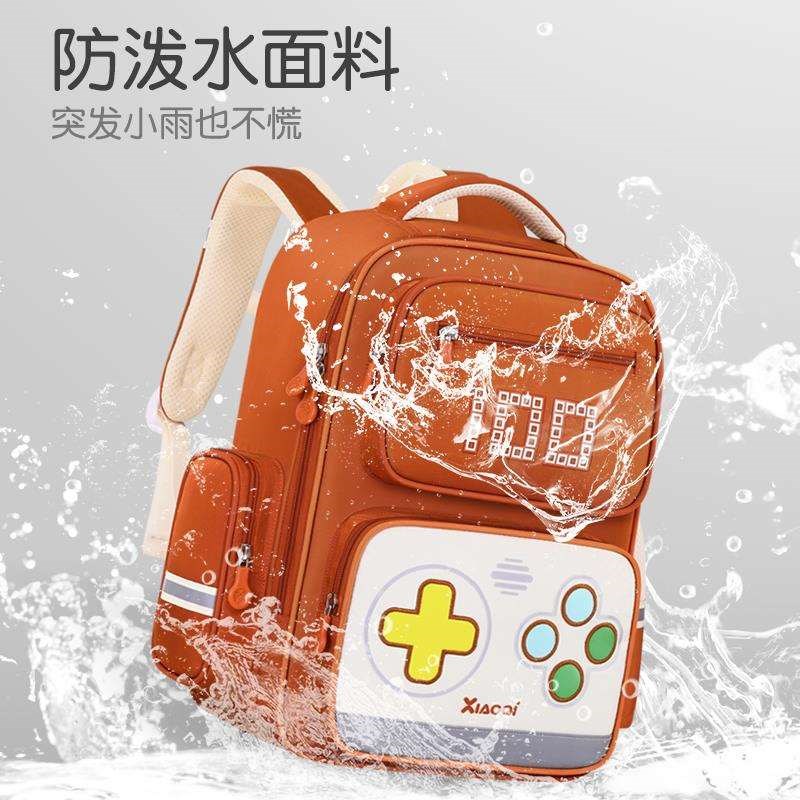 小学生一年级女孩减重书包防水男生三到六儿童大容量轻便女童背包