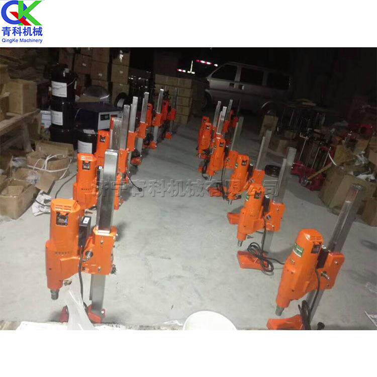 小型金刚石水钻机面FRU泥土路面打工孔设备建筑程混用路取芯机