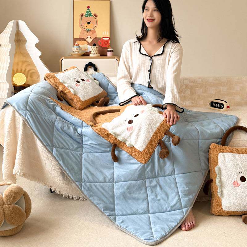 抱枕被子两用二合一办公室男生款折叠午睡枕头毯汽车靠枕女生睡觉