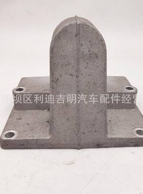 零发动机配件油机件k19k3柴8油LZO4管托架320012