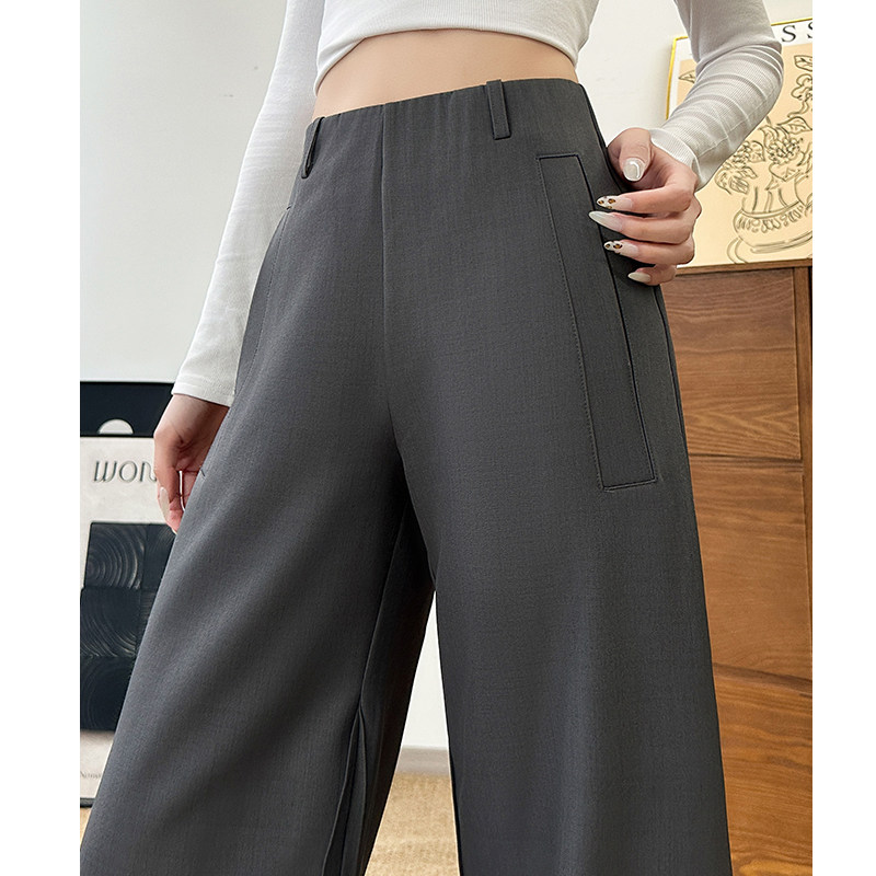灰色低腰西装微喇裤女春夏季薄款2026新款宽松垂感休闲显瘦阔腿裤