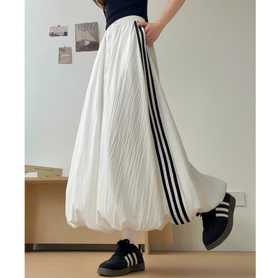 白色蓬蓬花苞裙女夏季2026新款a字半身裙梨型身材遮胯小个子长裙