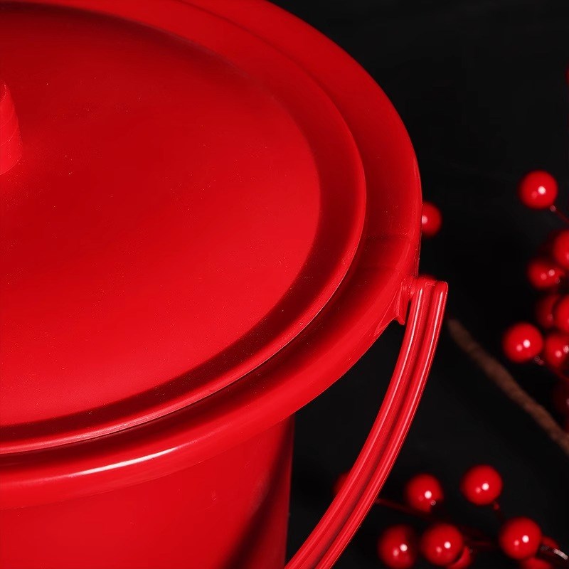 塑料家用大号手提水桶乔迁搬家红桶加厚带盖喜桶储水桶喜庆洗衣桶