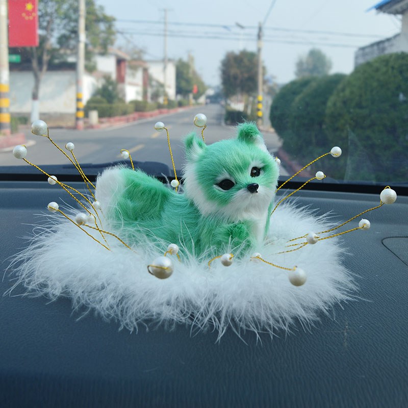 仿真狐狸汽车用品内饰品车载摆件一路平安可爱公仔毛绒中控台