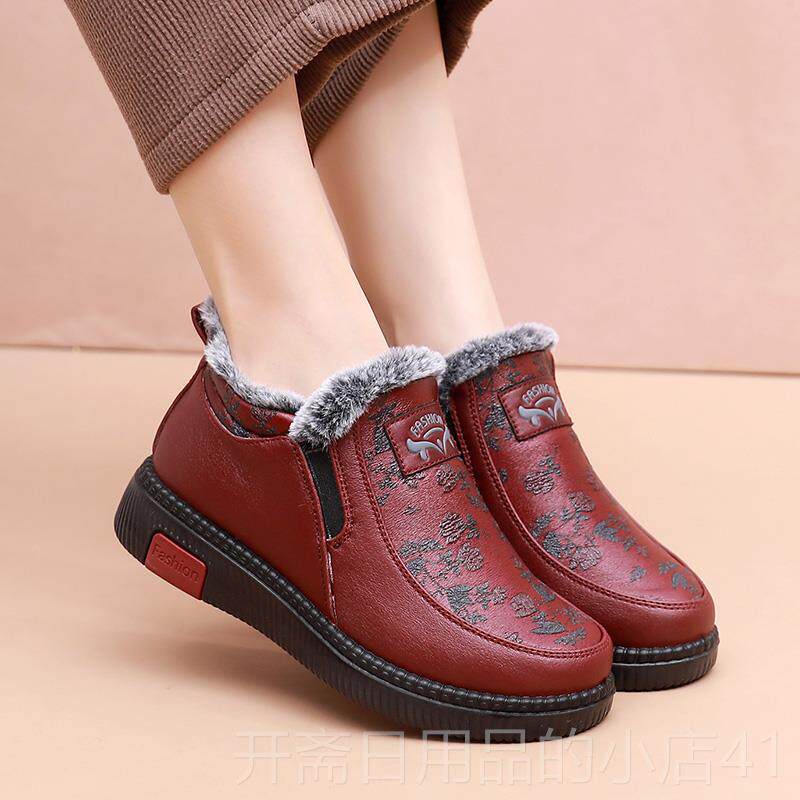 正品老北京鞋女冬款加绒奶奶老人保暖防水防滑软底中老年妈妈新布