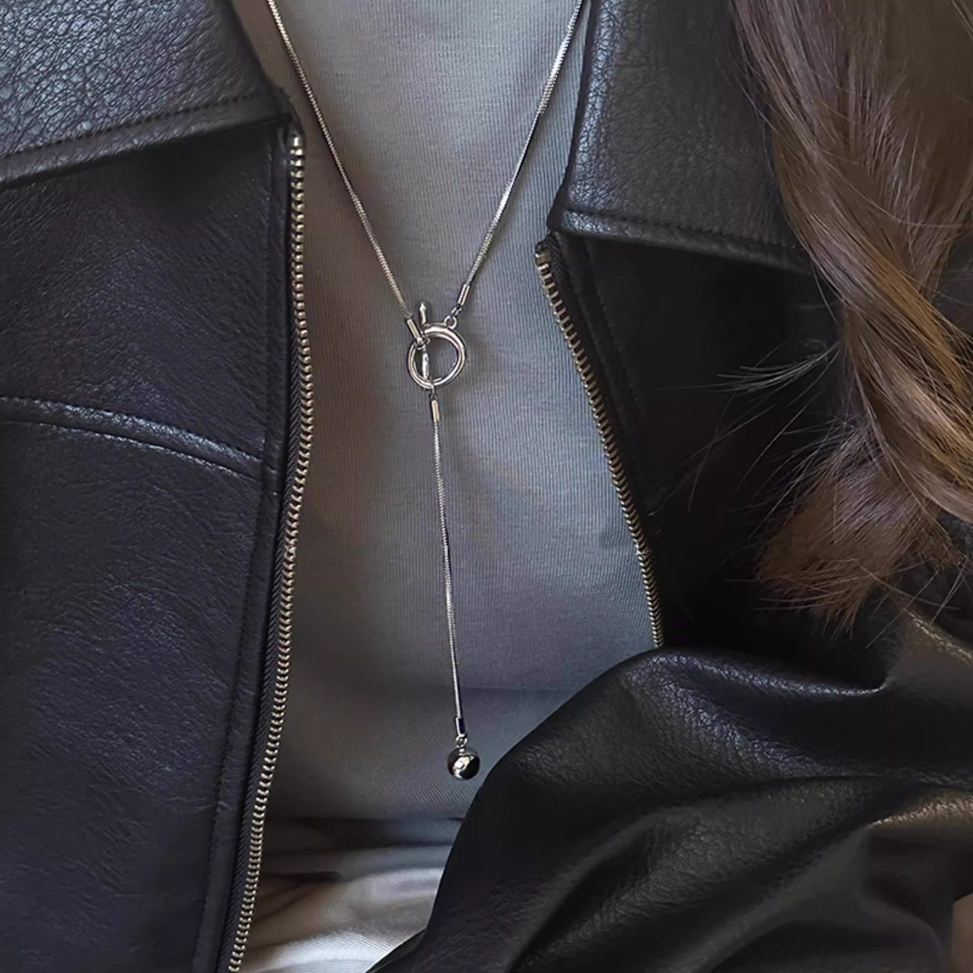 轻奢小众ot扣流苏长款毛衣链轻奢高级感秋冬百搭项链女配饰锁骨链