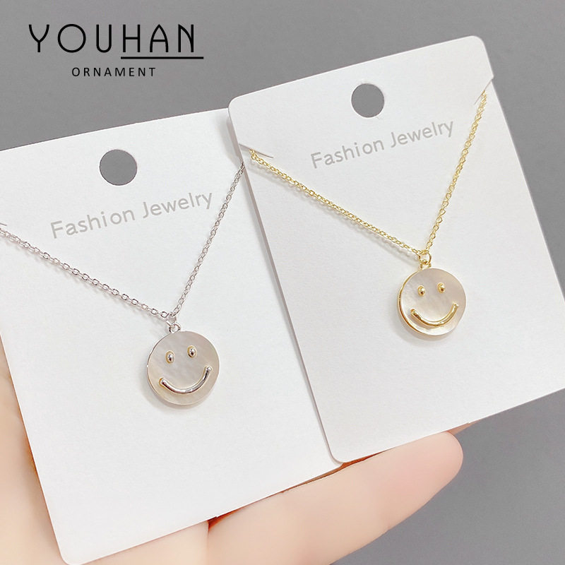 韩版圆形笑脸贝壳项链女简约时尚吊坠网红情侣颈链贝母锁骨链颈饰
