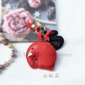 正品 毛毛皮匠手时工牛皮双面小象字母包包挂件汽车挂饰尚轻配奢饰