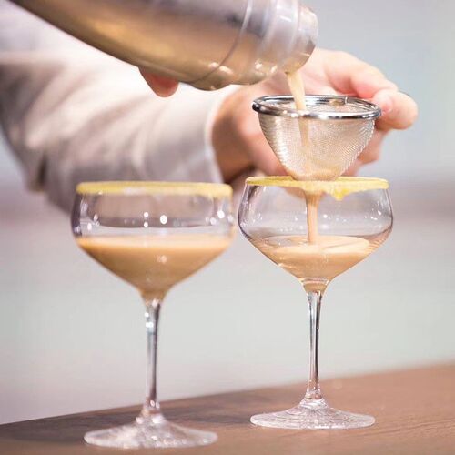 马天尼香槟酒杯 水晶高脚鸡尾酒杯 蝶形阔口酒杯