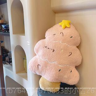 正品IN沙S新年节日装饰抱枕圣诞树玩偶客厅发垫床靠上靠枕诞节礼