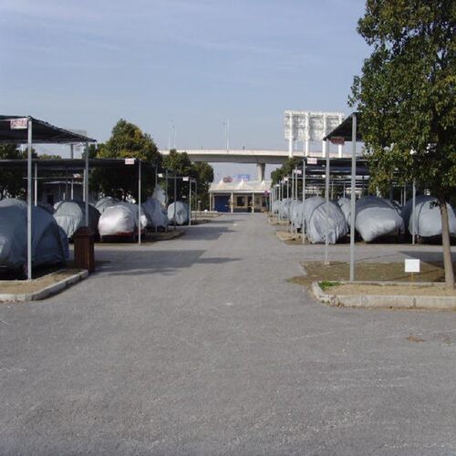 上海惠民停车场停车套餐浦东国际机场附近停车场停车券停车位代泊