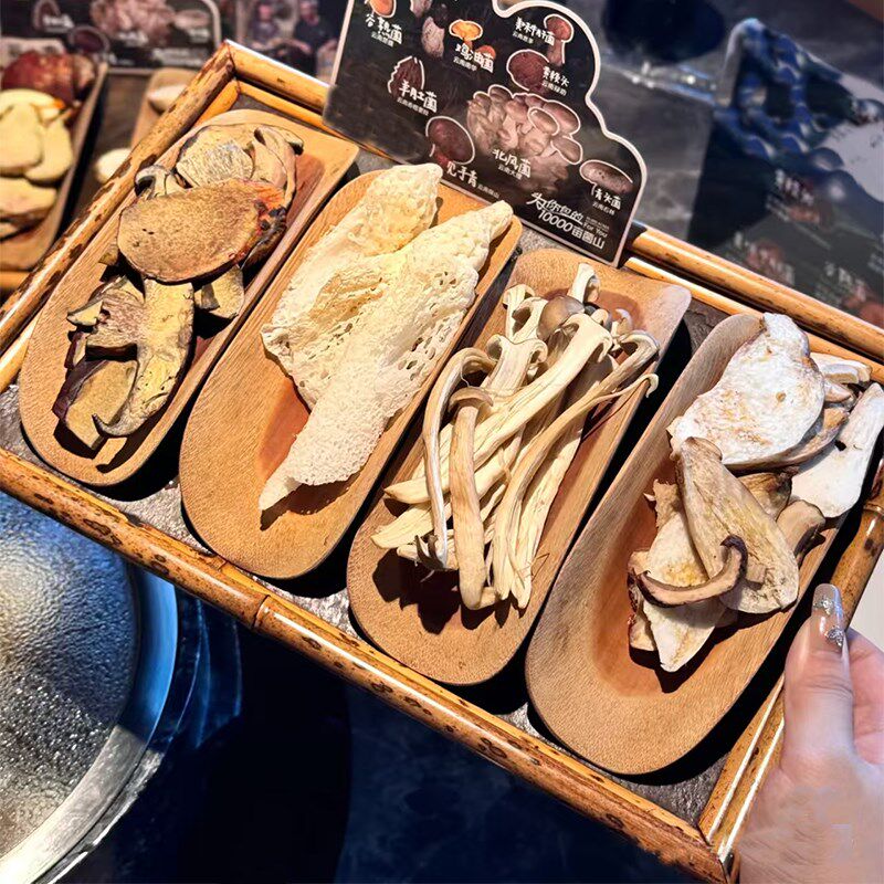 山野火锅店特色蔬菜拼盘餐具复古竹编长方托盘火锅菌菇类四格拼盘