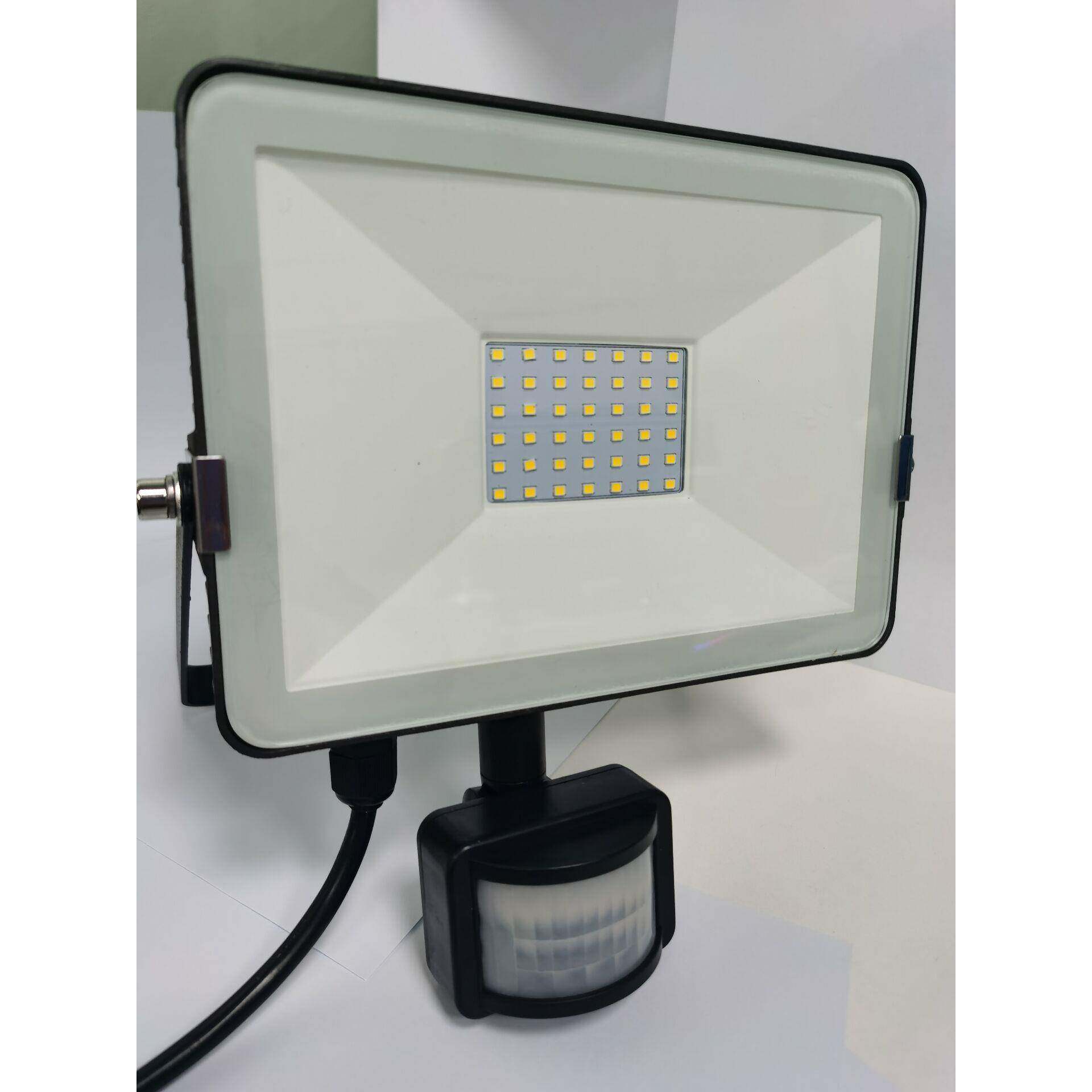 热卖PIRTGD-3烯PIR红外LED人远体感应投光灯光户外地石墨pir壁灯