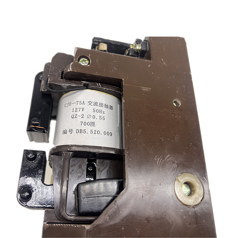 CJO上海高桥交流接触器CJ0-75 3V110V7V 0老款机牀用