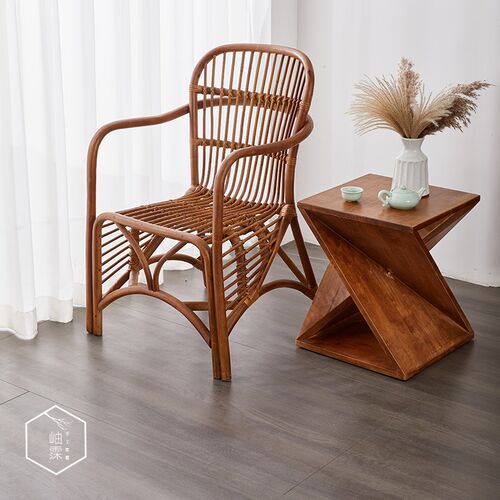 藤编椅子高级家用设计师餐椅靠背椅天然阳台中古手工休闲单人扶手