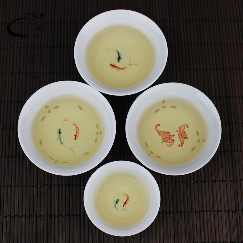热卖青花瓷品茗杯功夫小茶杯鱼茶碗普洱个人 贵和祥手绘玲珑茶具