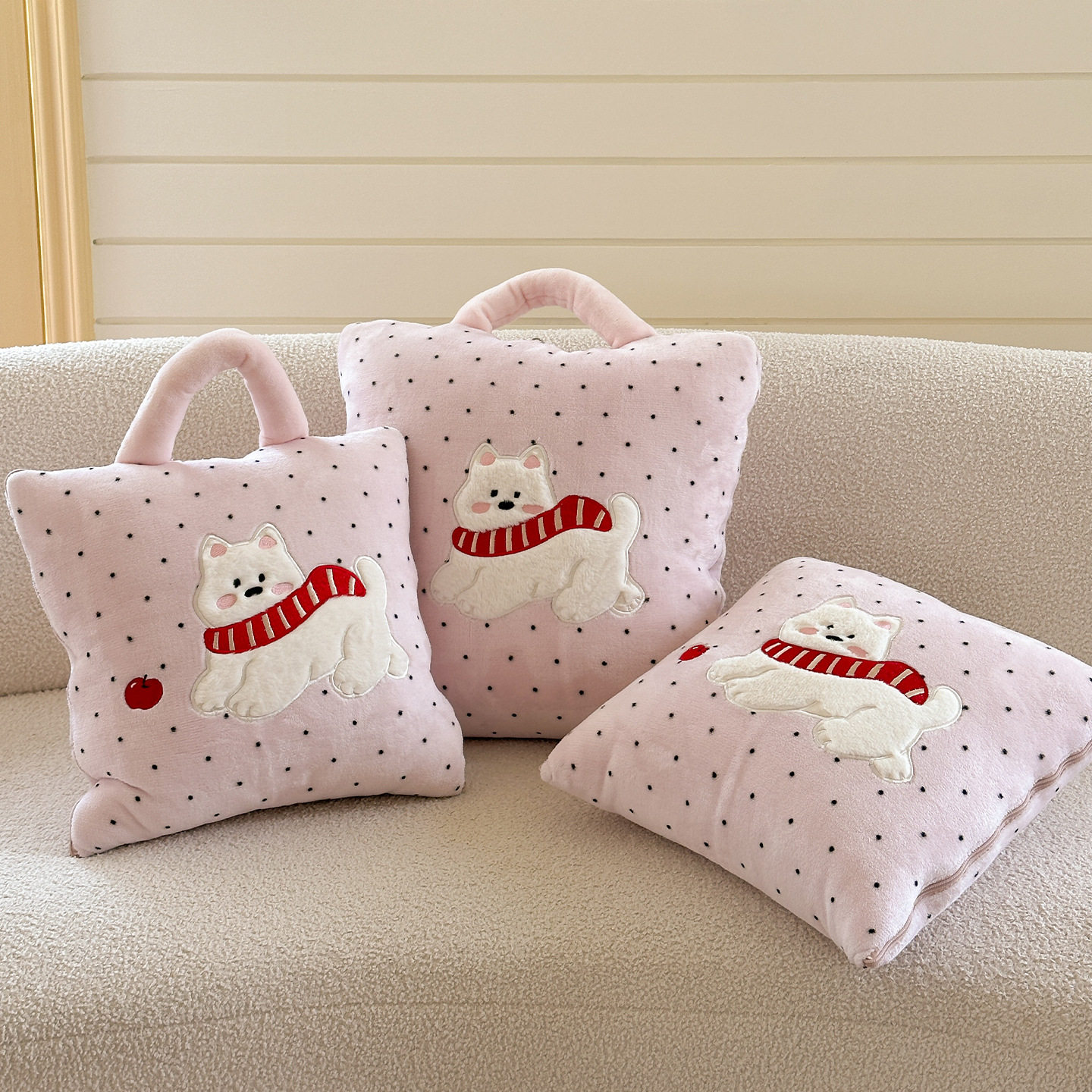 可爱卡通抱枕被子两用二合一手提式车载靠垫办公室午睡毯子枕头被