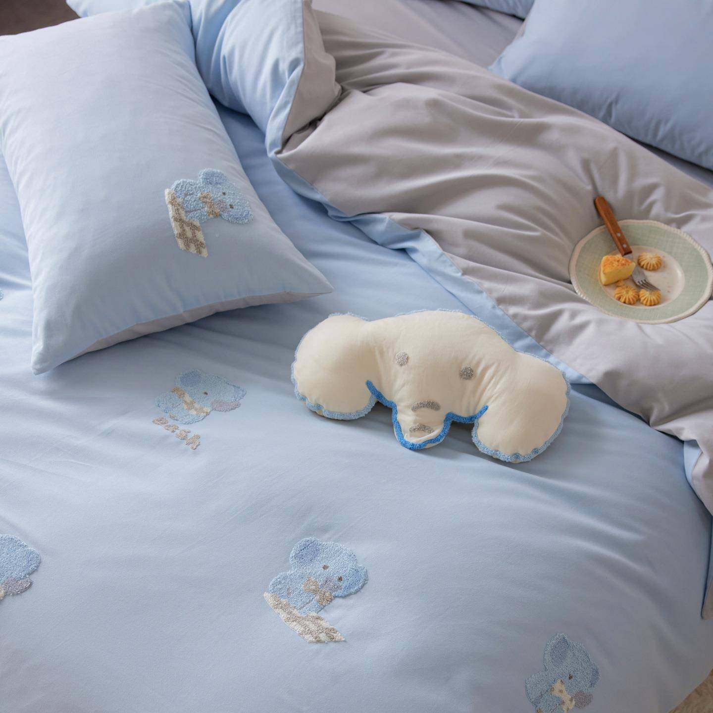 秋冬新季小清全棉加厚磨毛PNB件套儿童可爱卡巾通小象毛绣被套四