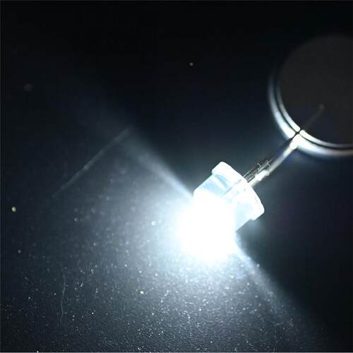 f8草帽白F8白暖白1色led灯珠8珠mXHVm白光大功率灯灯0.51大支架