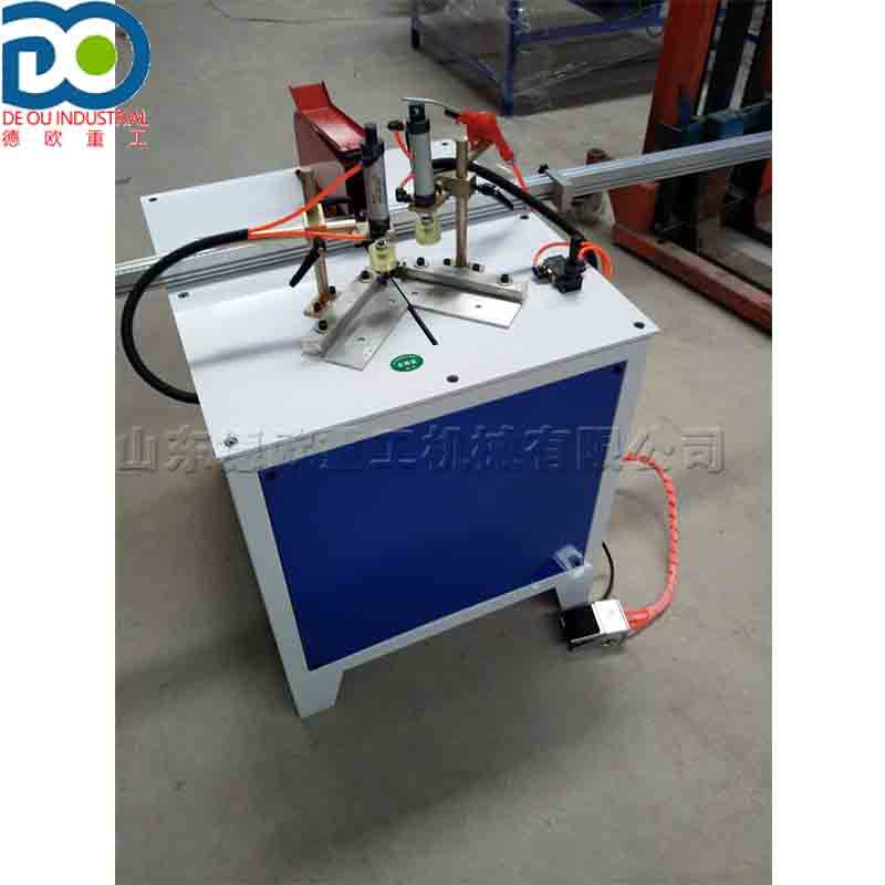PVC材料制品切割机 橱柜门晶钢门铝材切角机 相册相框下料设备