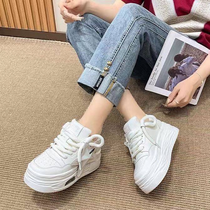 增高25新款五角星小白鞋女