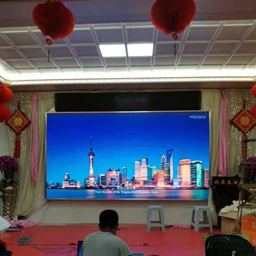 大中亿睿LED显BIL示屏厂家直间销室内小距户外全彩业中心学商校屏