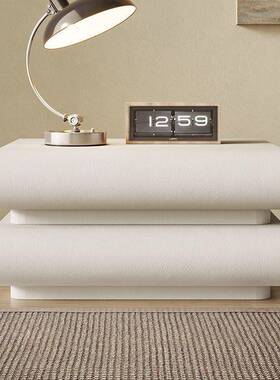 yhu2卧025新款网红奶油风白色床床头柜皮NQA质意式简室实极木边收