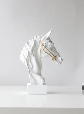 马头摆件轻奢高档客厅玄摆件家品居饰马头创意饰关办公室酒柜轻奢