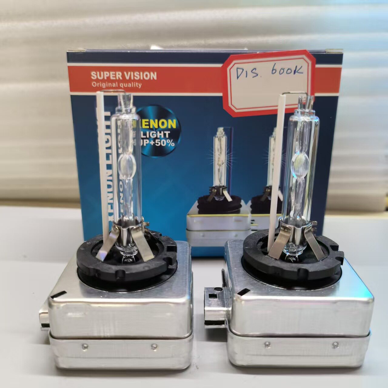D1S/35W/6000K氙气灯泡/白管/白光 适用于汽车通用款 工厂直供货