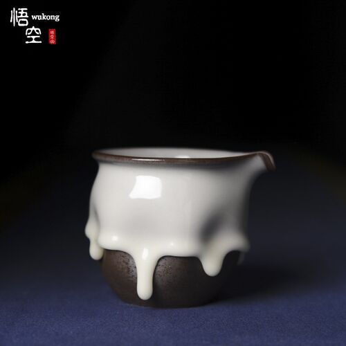 吴俊龙泉青瓷白色挂釉主人公道杯单个陶瓷功夫茶具大号高端茶海