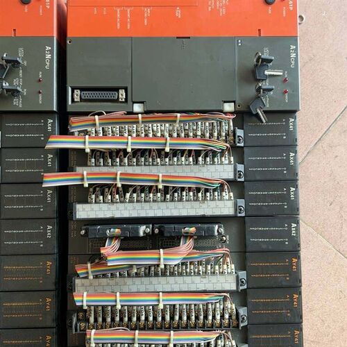 议价PLCA2Ncpu/A61P,3个AX41,1个AX4