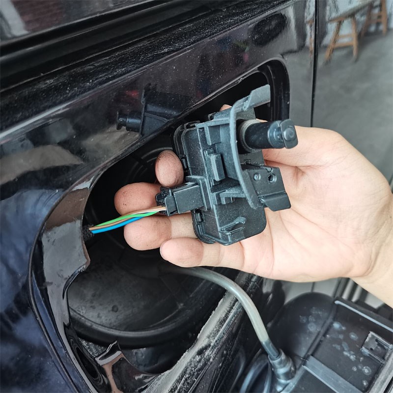 适配大众夏朗油箱盖电机油箱电动机油箱仓门盖电机SHARAN盖板电机