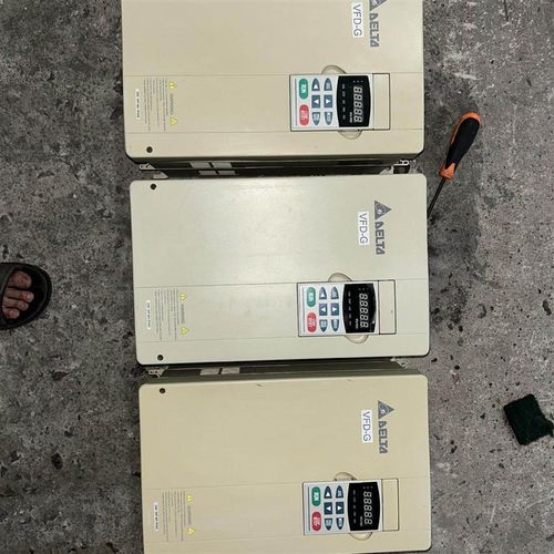 台达G变频器22kw(VFD220F43A-G)拆机成