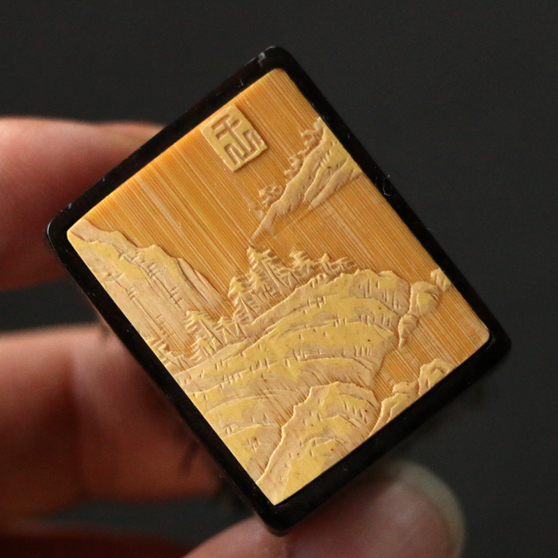 精品东阳名家王雷纯手工留青山水老玉竹文玩刷子竹雕核桃毛刷把玩