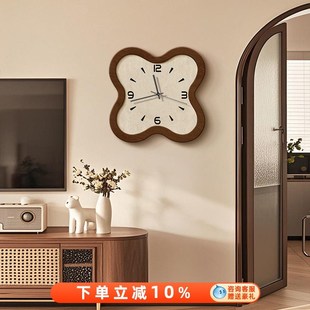 中古风钟表挂钟客厅2025新款创意时钟挂墙高级感家用覆古艺术挂表