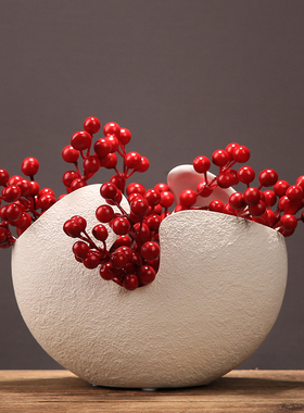 现代简约陶瓷花瓶创意蛋壳仿真花红果工艺品新年摆件欧式饰品摆设