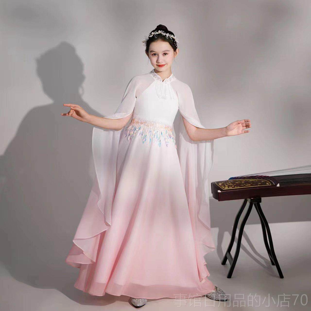 高档2024新中国风女童弹古演出筝服儿童款琵琶演大合奏唱礼服主持