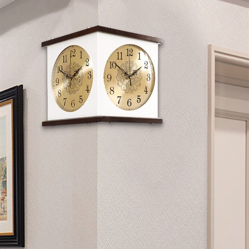 实木双面挂钟客厅家用时尚钟表创意时尚装饰挂墙时钟拐角两面挂表