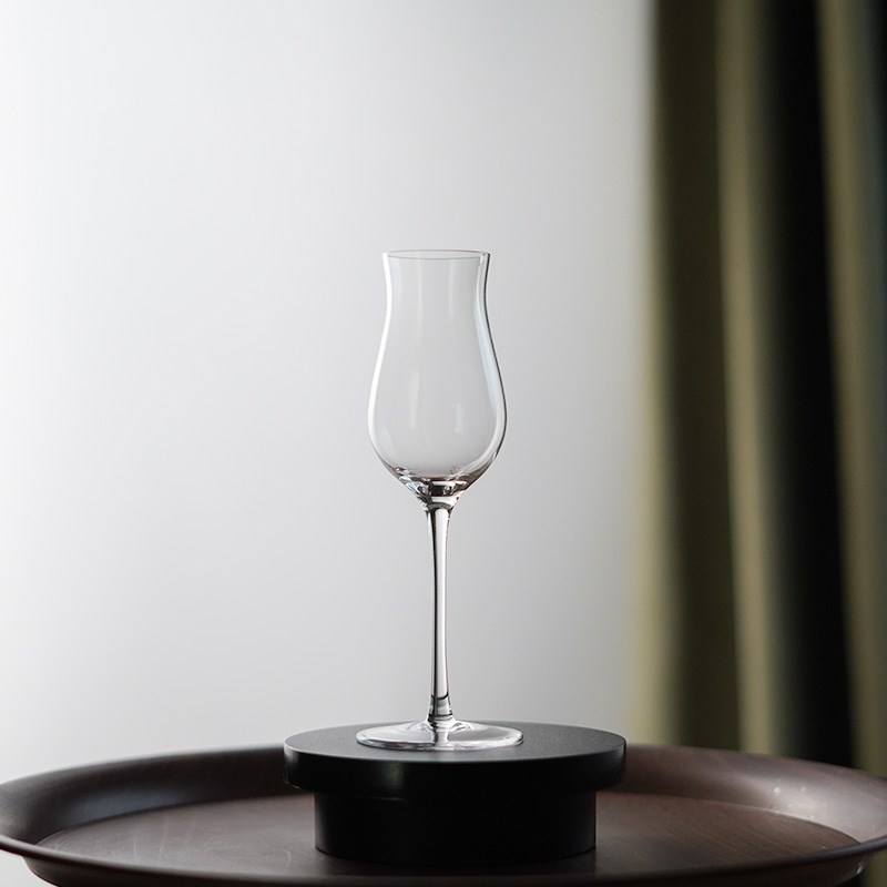 威士忌闻香杯 郁金香高脚杯 水晶玻璃酒杯甜酒杯 ISO品鉴杯